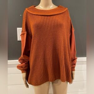 Easel sweater size S NWT